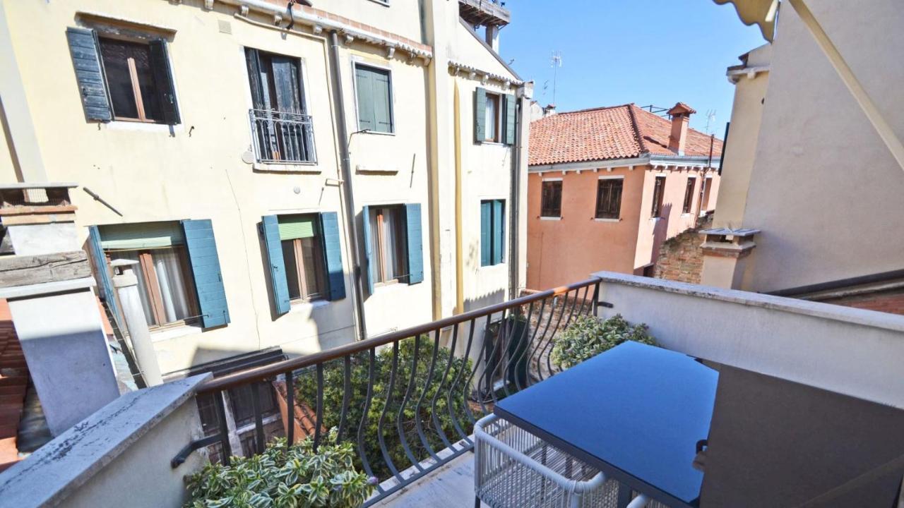 Ai Bareteri Luxury Canal View Lejlighed Venedig