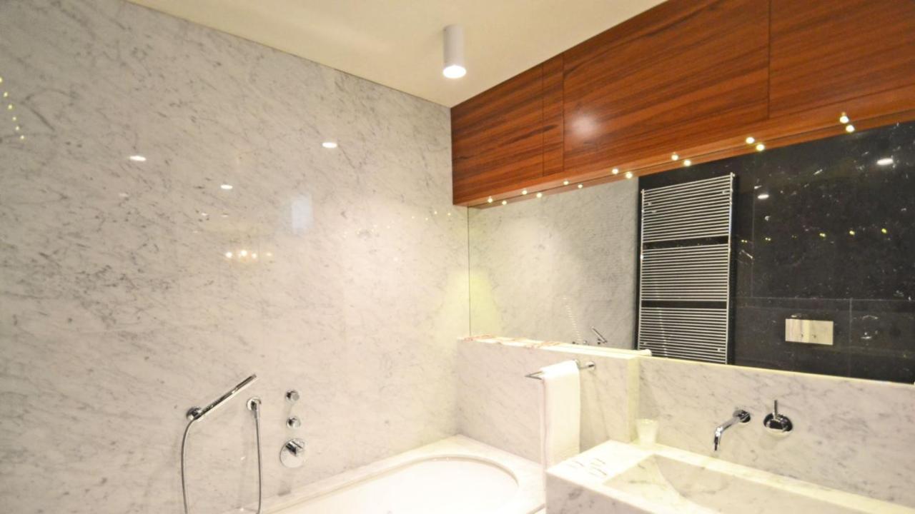 Ai Bareteri Luxury Canal View Lejlighed *